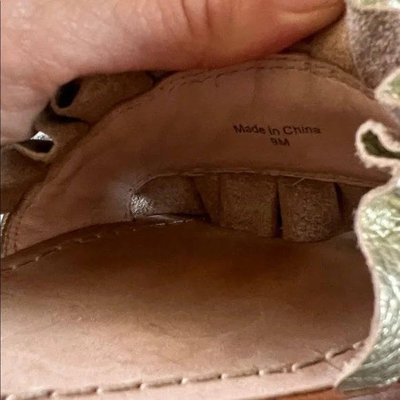 Kate spade gold ruffled chain sandals - Picture 6 of 7